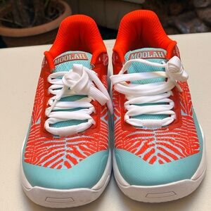 MOOLAH SNEAKERS WOMENS SIZE 8.5 BRAND NEW WITH TAGS SEE PICS FOR DETAILS